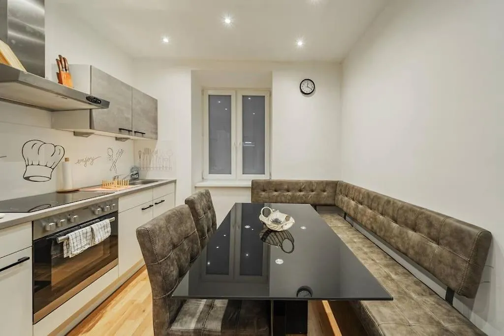 2 Bedroom Classy Apartment Near Belvedere Castle Vienna